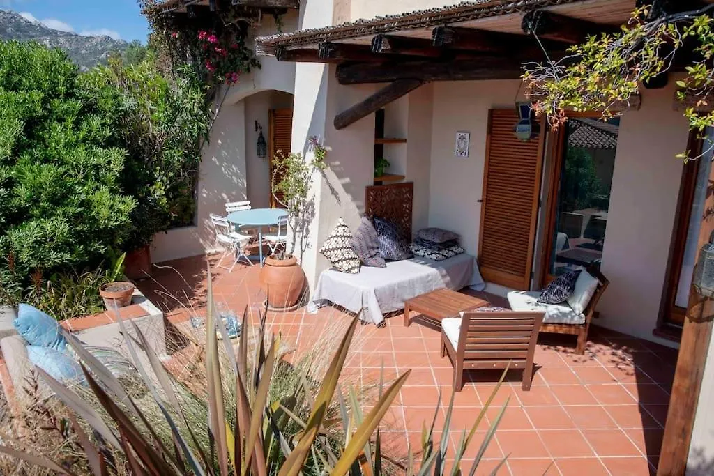Appartamento Con Grande Terrazza Vista Mare A 포르투 세르보 0*,